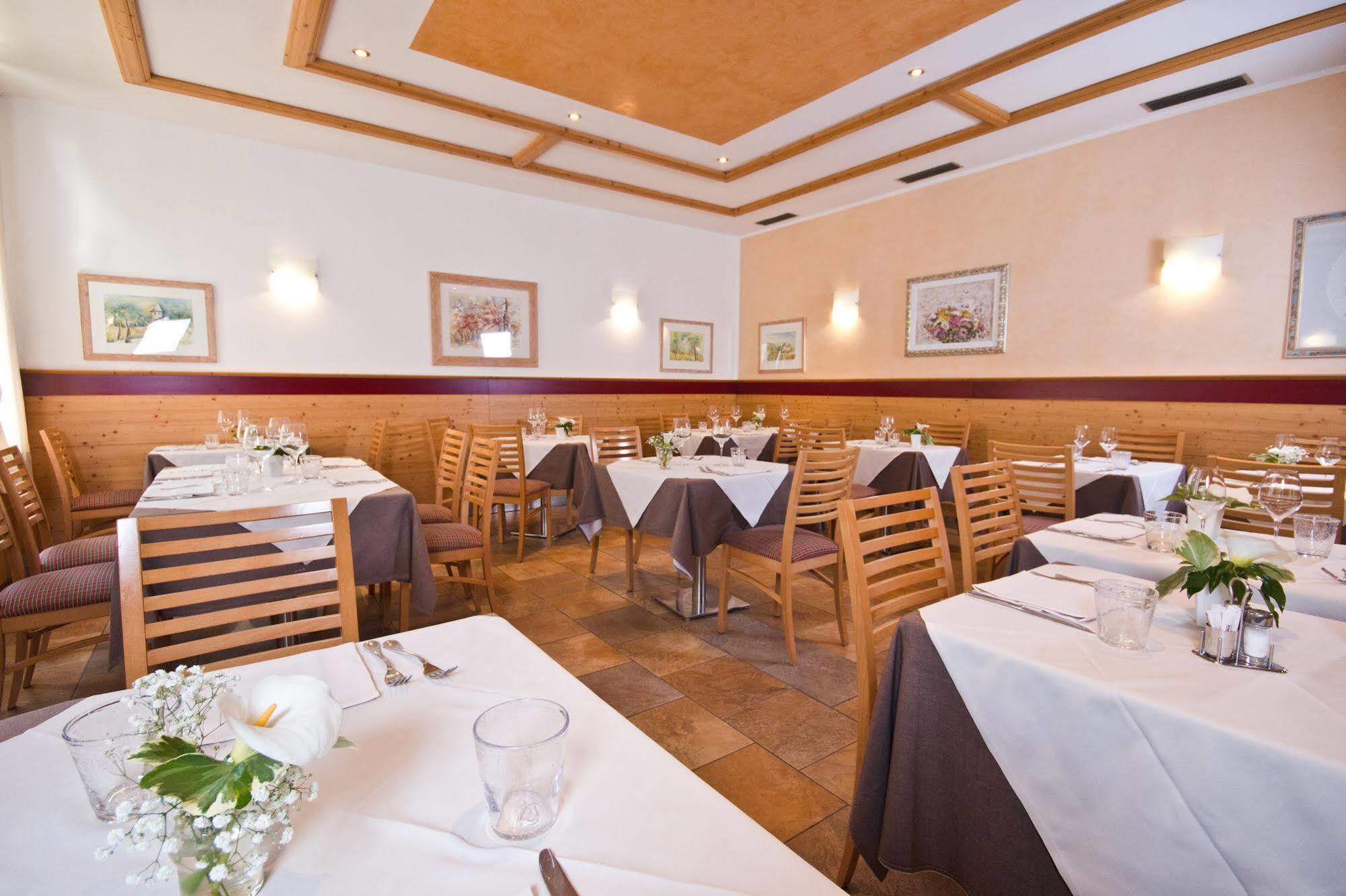 Hotel Martinelli Ronzo-Chienis Εξωτερικό φωτογραφία