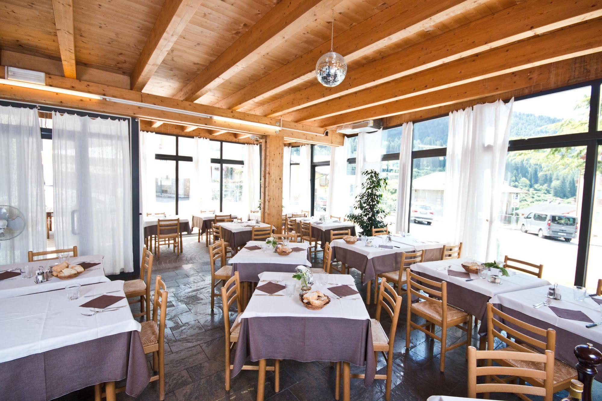 Hotel Martinelli Ronzo-Chienis Εξωτερικό φωτογραφία