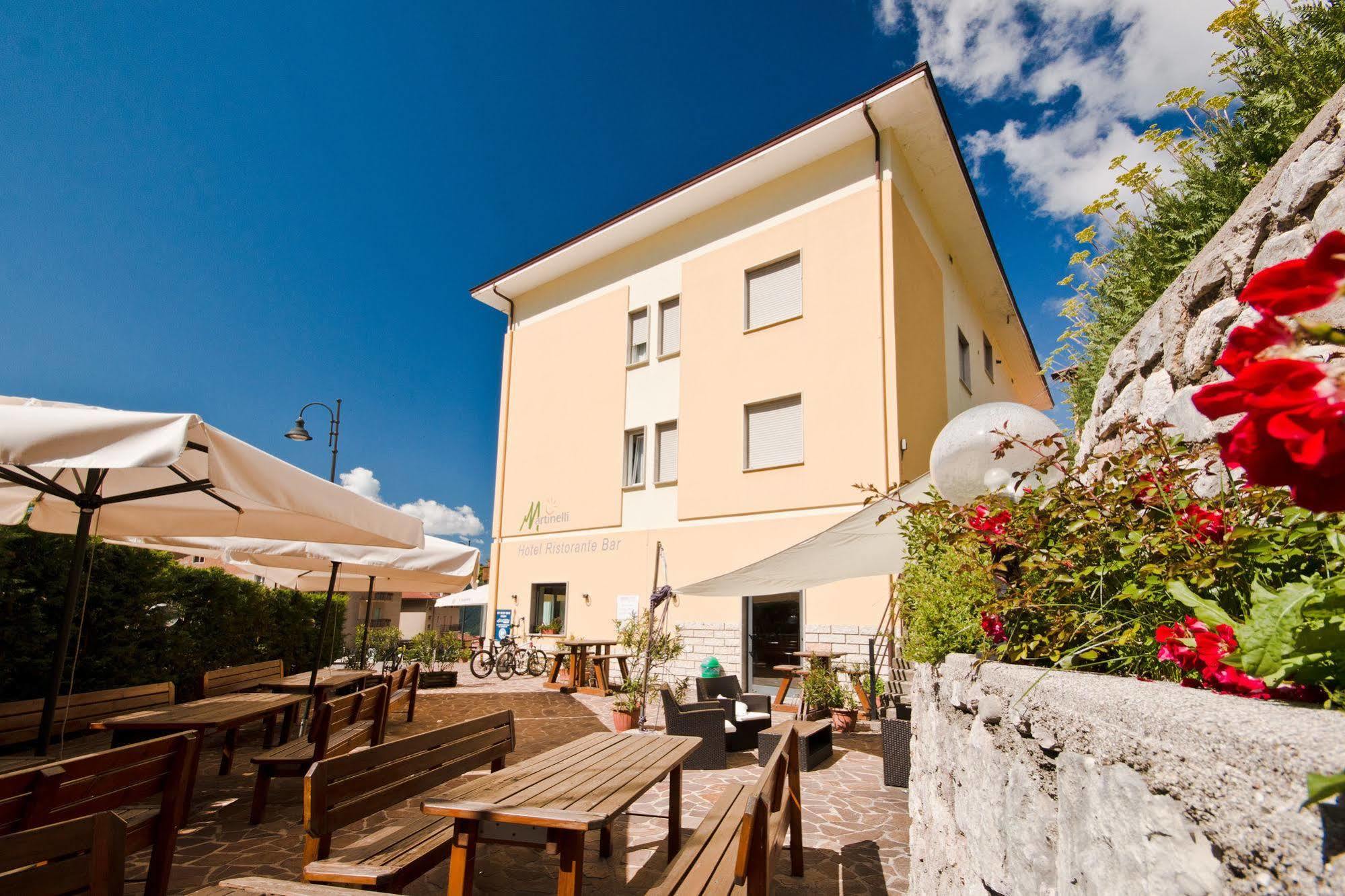 Hotel Martinelli Ronzo-Chienis Εξωτερικό φωτογραφία